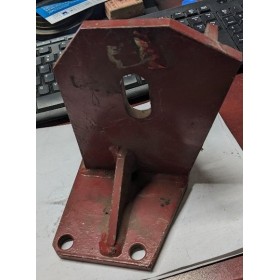 mensola supporto motore iveco 48061240