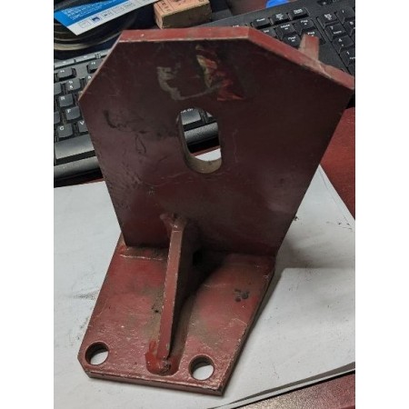 mensola supporto motore iveco 48061240