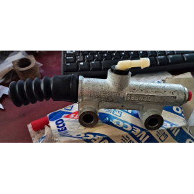 pompa/cilindro maestro frizione iveco 4797845 4217083 4800160 2126891