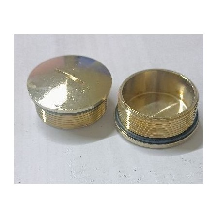 tappo di chiusura argento 40x1,5 iveco 52103150