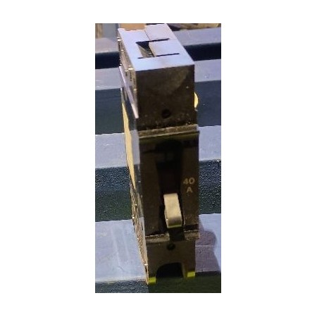 interruttore magneto termico 40a iveco 5001968