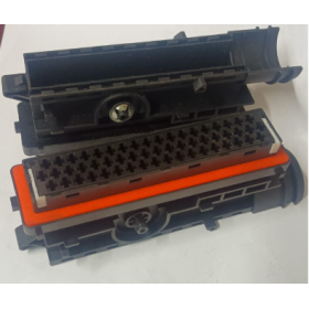 scatola spinotti/corpo terminale femmina mercedes a0045450426