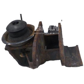 mensola/supporto ammortizzatore dx inferiore anteriore iveco 500355480