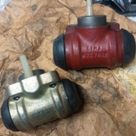 cilindretto freno anteriore dm pistone 26,99 filetto m10x1,25 riag nt3320 fiat om iveco 4276036 2997521