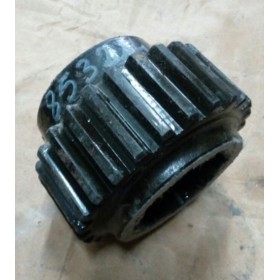 ingranaggio riduttore presa di forza numero denti  Z25 cambio iveco 8532147