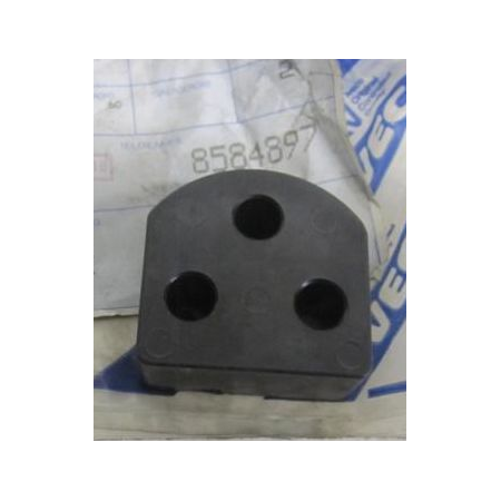 distanziale sospensione meccaniche iveco 8584897