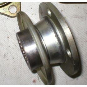 manicotto/flangia pignone differenziale iveco 7164422
