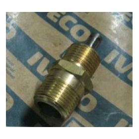 raccordo filettato/alberino contagiri iveco 4699735
