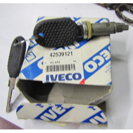 blocchetto chiavi tappo gasolio stralis iveco 42539121
