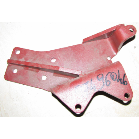 staffa di fissaggio iveco 97496046