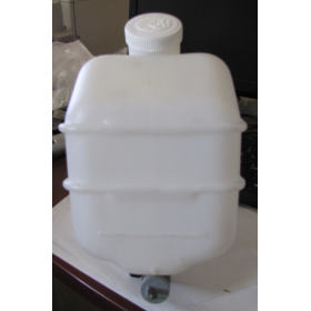 serbatoio acqua lavacristalli con motorino iveco 8010000089