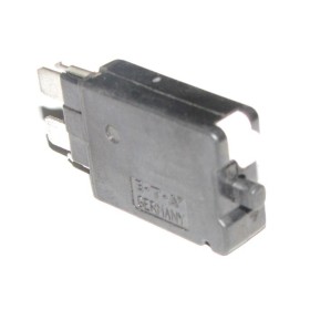 fusibile 9a 24v automatico con innesto a baionetta iveco 8010000116mo 42542558 42542610