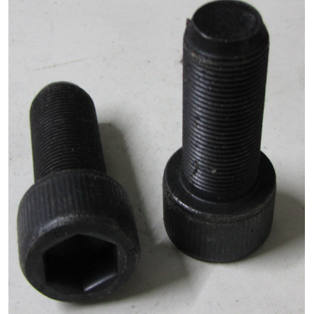 vite testa tonda 18x50 mozzo posteriore europolis iveco 93163221