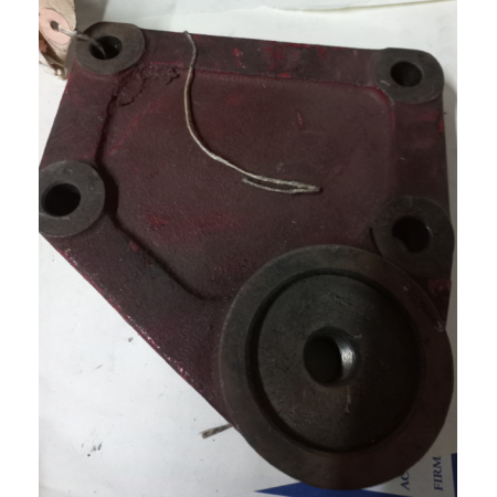 mensola per supporto motore iveco 4820494