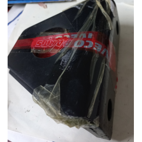 supporto/squadra dx barra di torsione iveco 4720932
