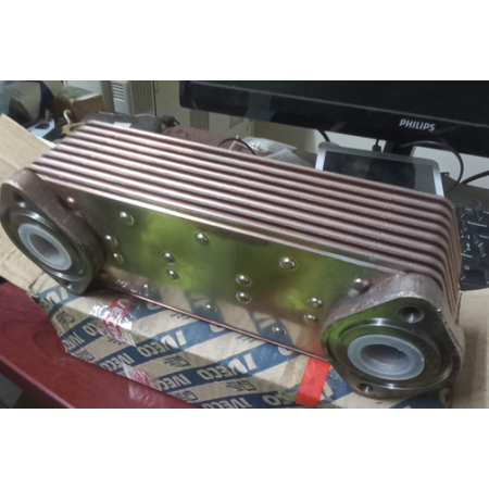 radiatore scambiatore di calore valeo iveco 61689525