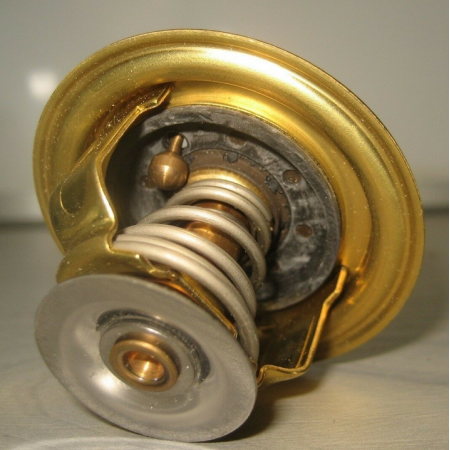 valvola termostatica apertura 74° daily iveco 4809019 98463638
