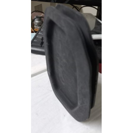 tappo di gomma iveco 504050913