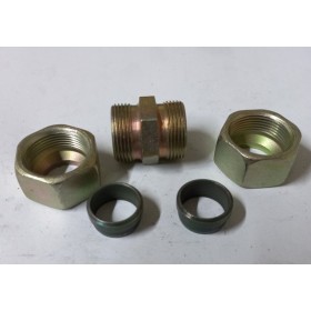 raccordo intermedio compressore 18mm iveco 8010003321