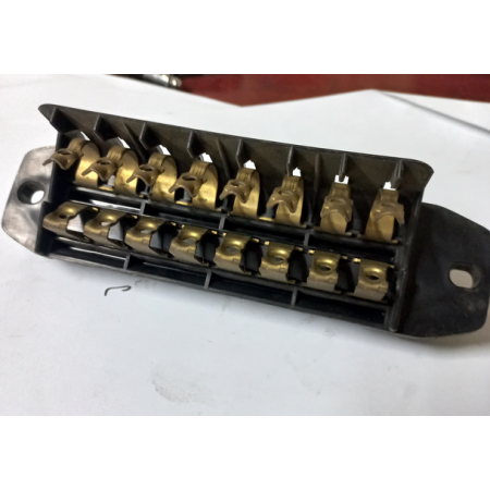 portafusibile iveco 4108574