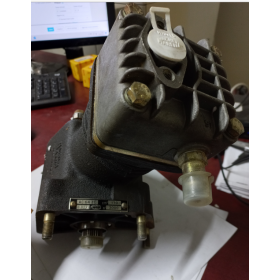 compressore monocilindrico magneti marelliac64zc iveco 8831379 9944224