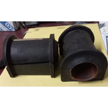 tassello/boccola barra stabilizzatrice ant 45x110x110 iveco 4703989