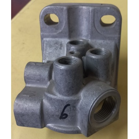 supporto filtro gasolio iveco 500316868 426807