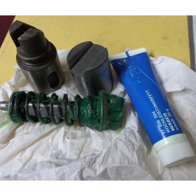 kit revisione cilindretti freni a tamburo iveco 8124038 42533924 7984100 42488210 42488206