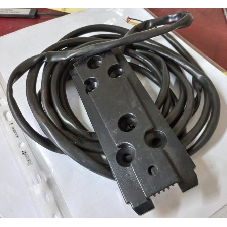 piastra/supporto specchio retrovisore esterno elettrico iveco 42559772