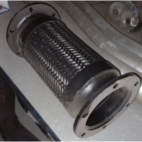 tubo flessibile di scarico motore iveco 8010000582