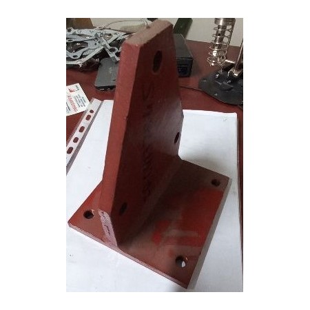 mensola dx supporto anteriore motore iveco 4737845