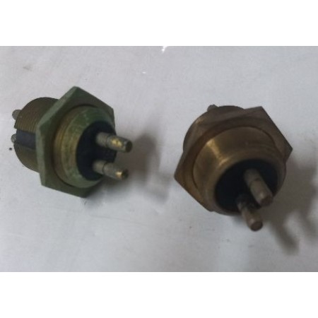 contatto elettrico per spia freni iveco 8121447