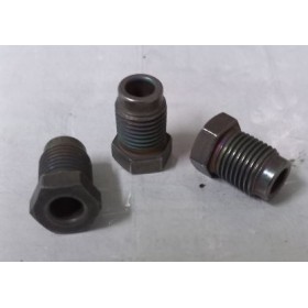 raccordo per tubazioni in ferro iveco 17754214