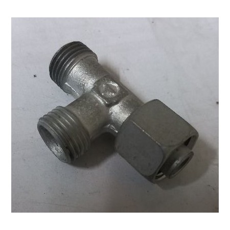 raccordo tubazioni a T D 16 iveco 16504719