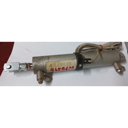 cilindro pneumatico comando porte iveco 9489125