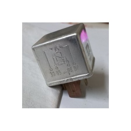 relè 24v 70a stribel iveco 6450030 man 8125920425 mercedes a3645427319